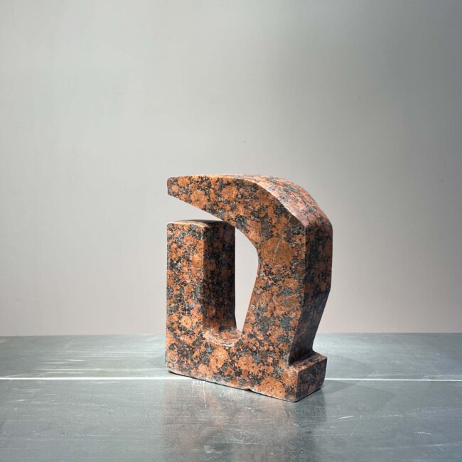 Geometric Abstract Modernist in pink granite sculpture, 1960s